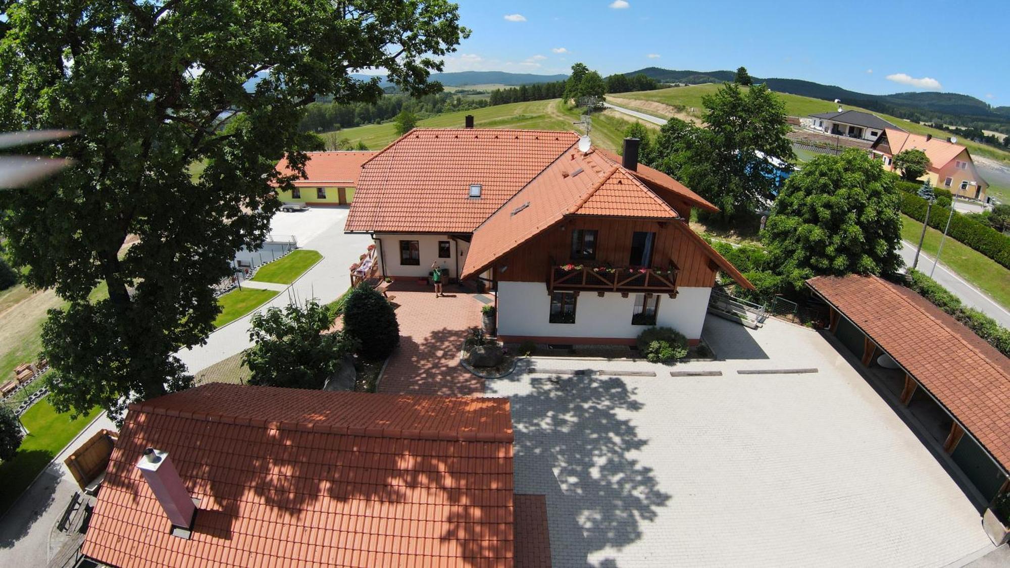 Apartmany U Srdce Vltavy Horní Planá Zewnętrze zdjęcie